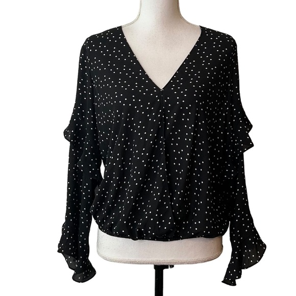 Max Studio Boho V neck Long Ruffle Sleeve Top SZ Medium Black White Polka Dot - Picture 1 of 6